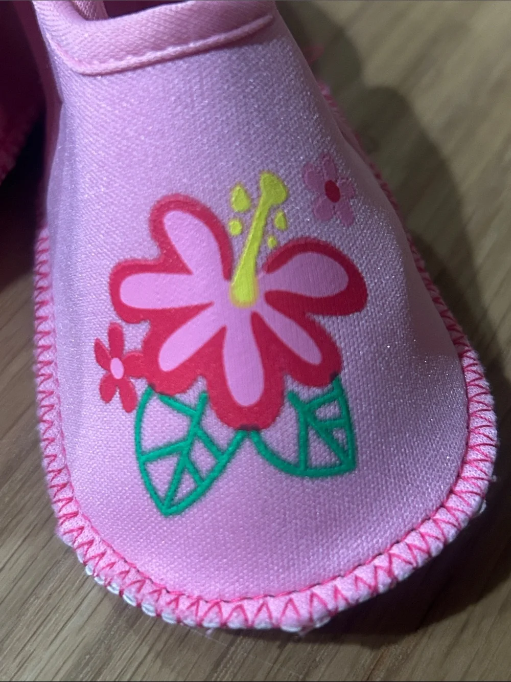 Skidders Pink Hibiscus Water Grip Shoes for Babies (6-12 Months)